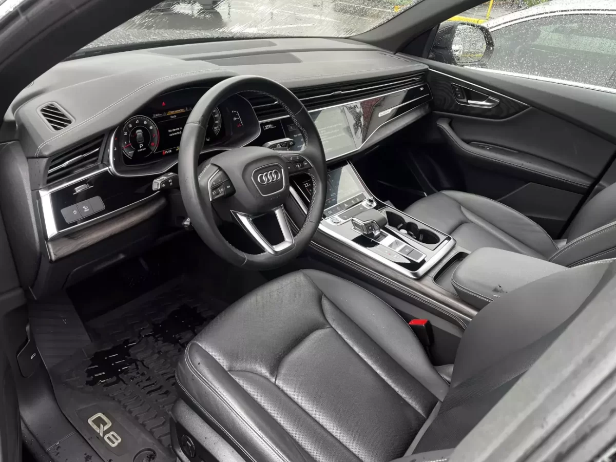 Audi Q8 2023 Premium Plus