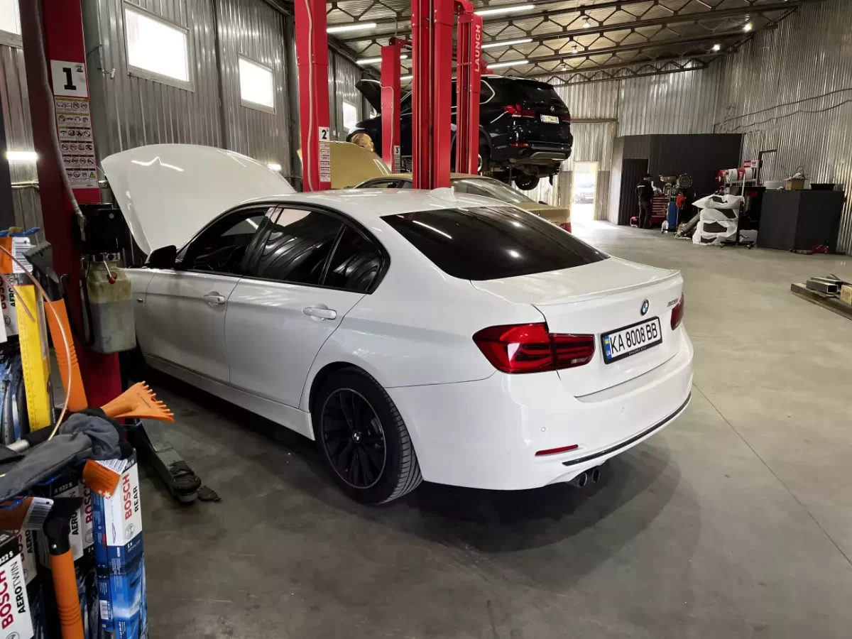 BMW 3 Series 2016