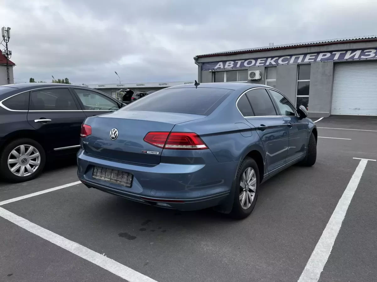 Volkswagen Passat 2016