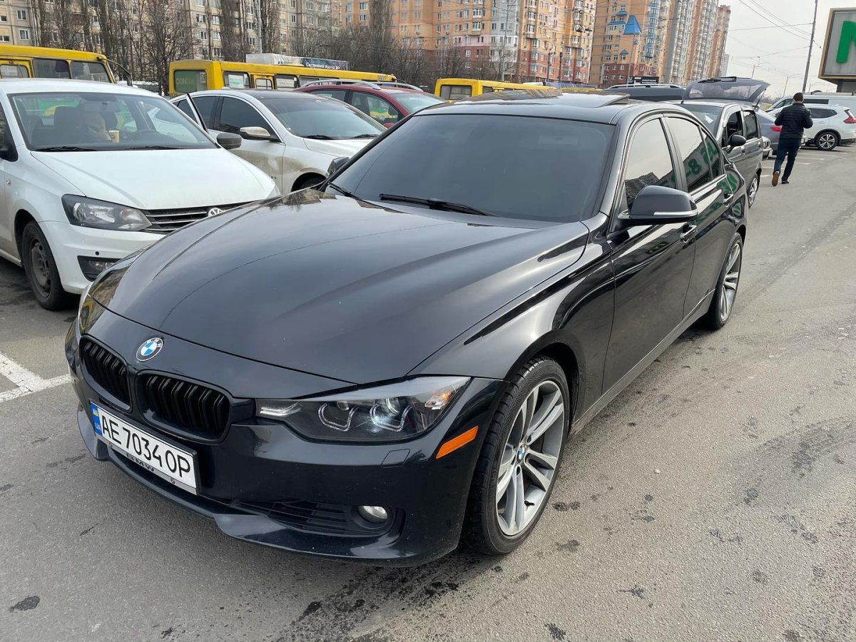 BMW 328 2013