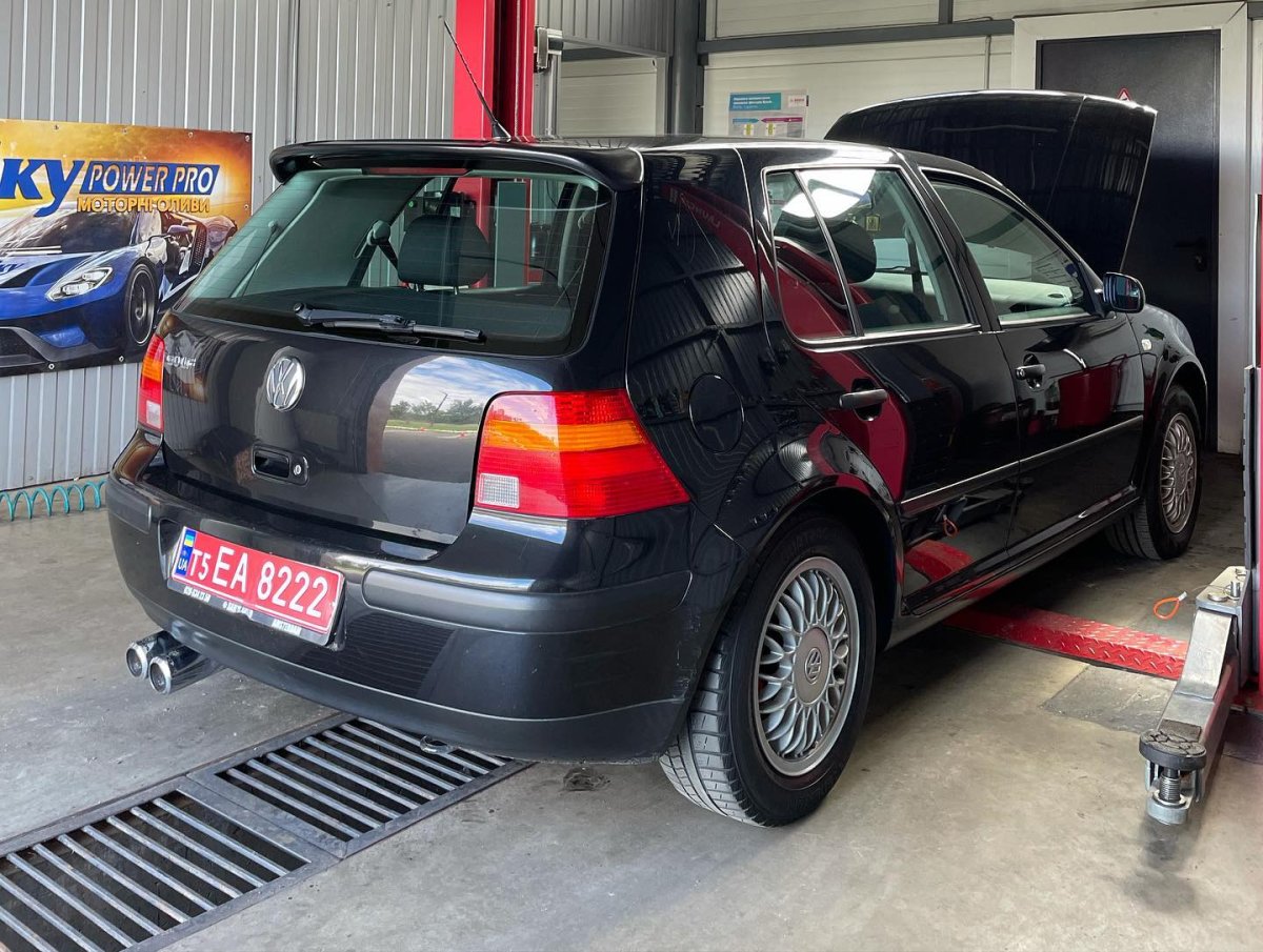 Volkswagen Golf 2002