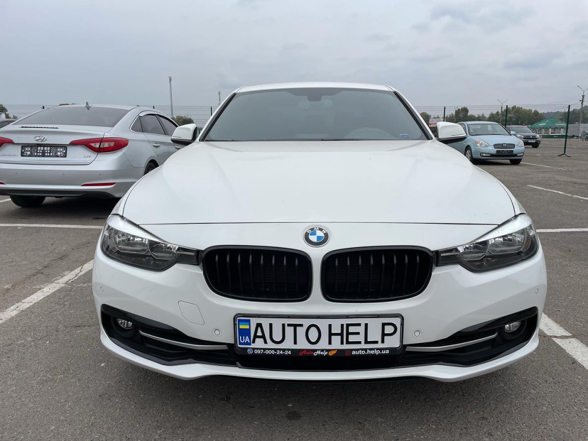 BMW 330 2017