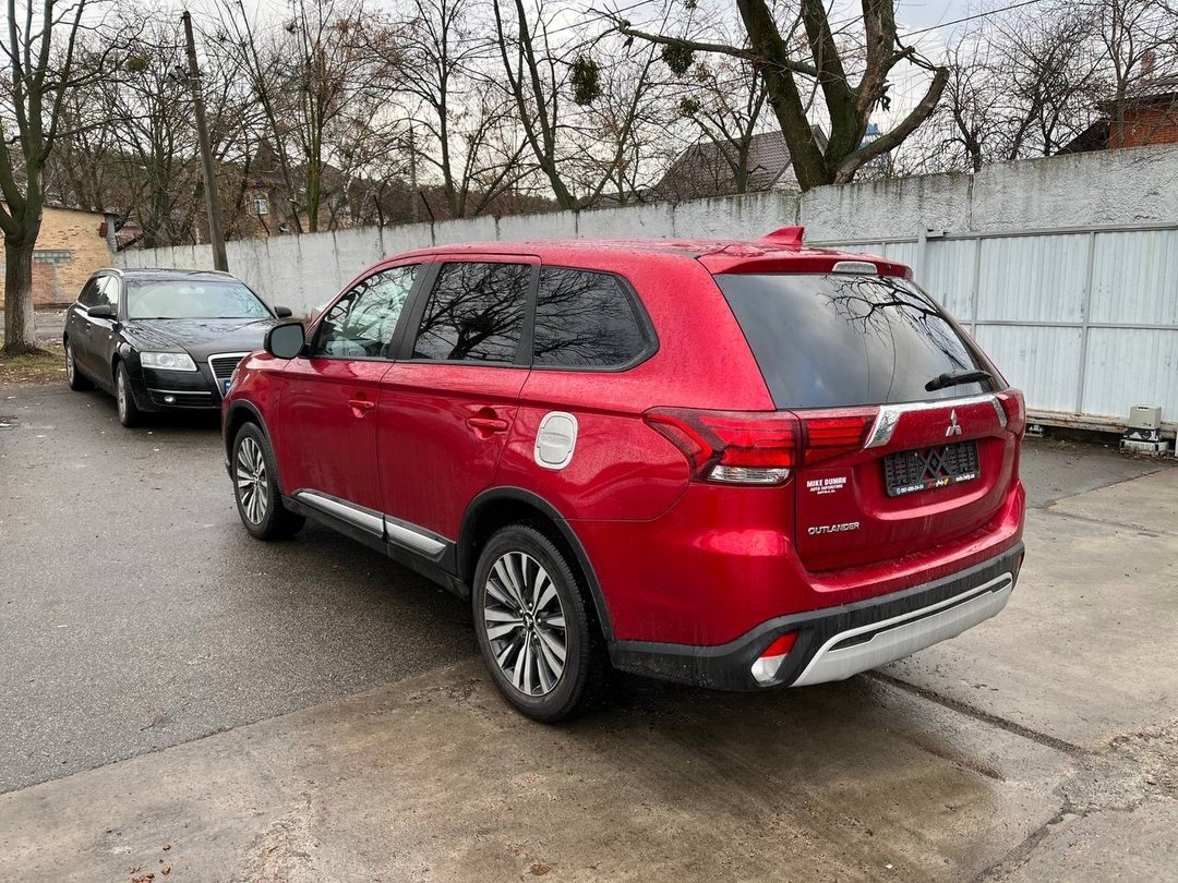 Mitsubishi Outlander 2019