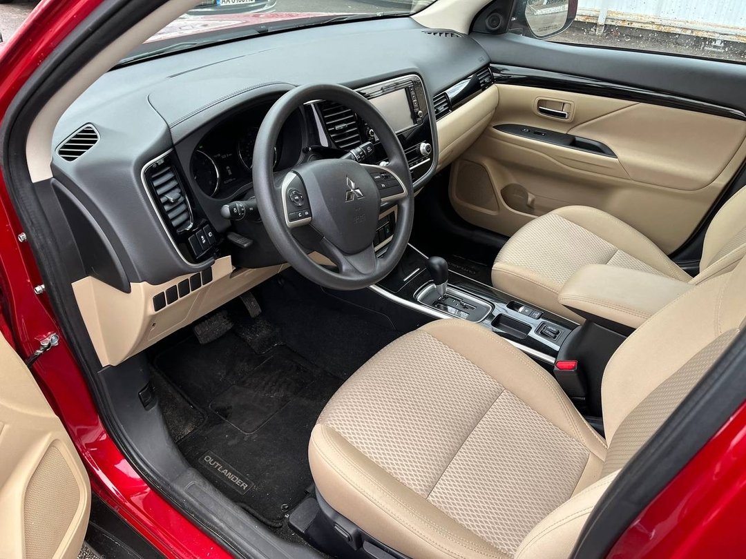 Mitsubishi Outlander 2019