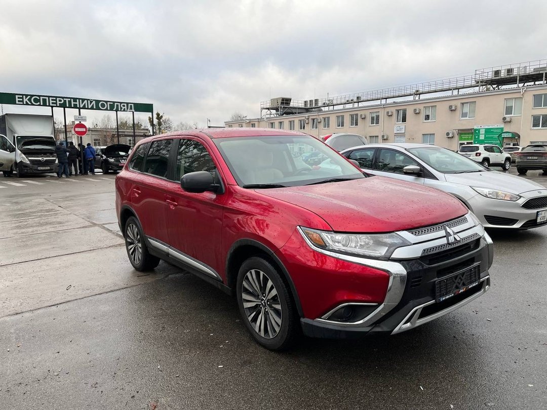 Mitsubishi Outlander 2019