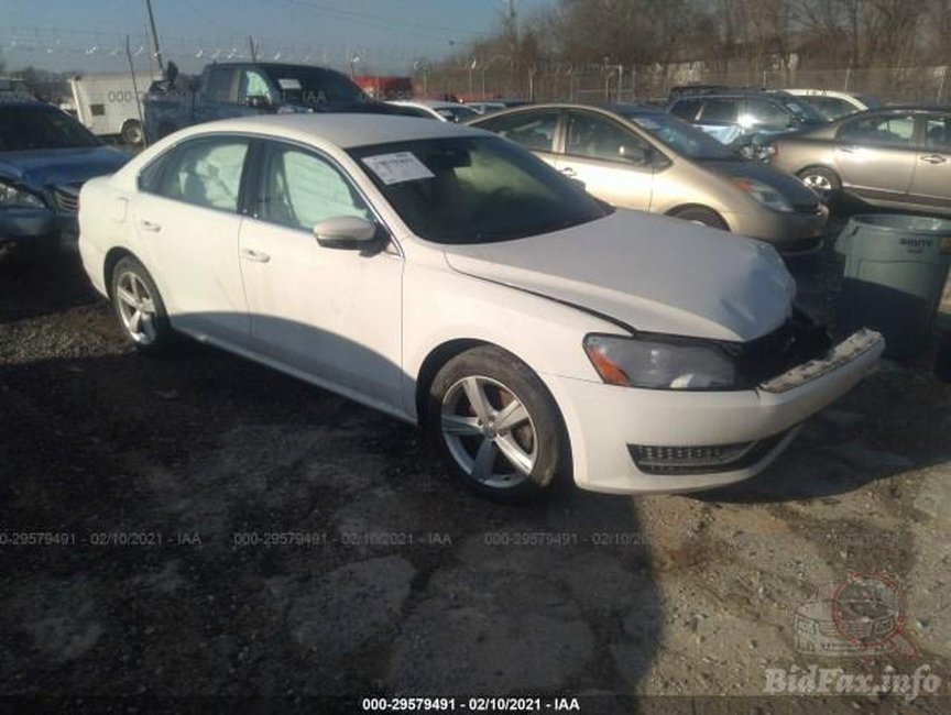 Volkswagen Passat B7 SE 2013
