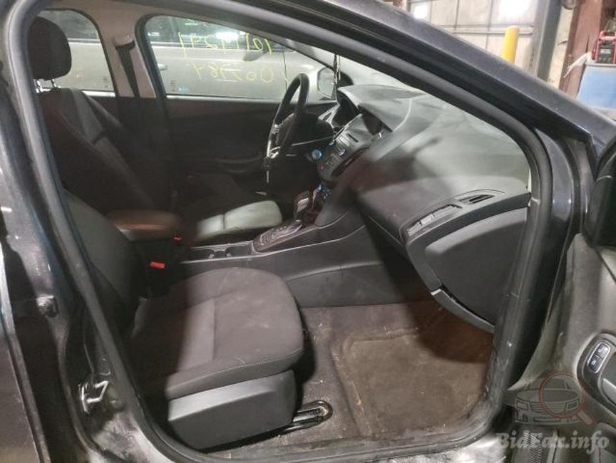 Ford Focus SE 2017