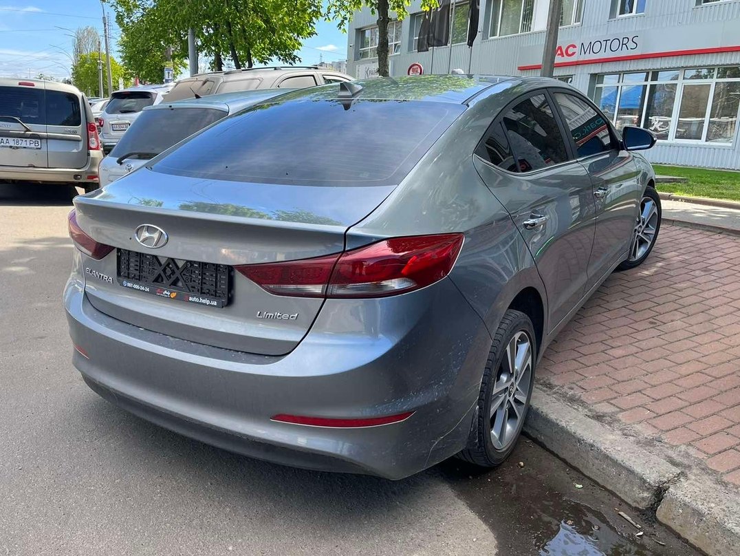 Hyundai Elantra 2017