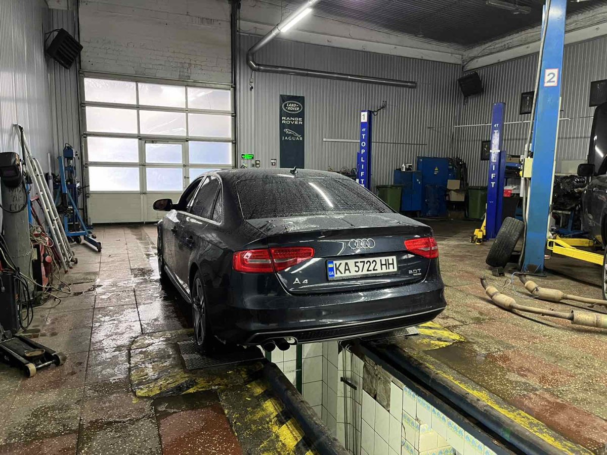 Audi A4 2014