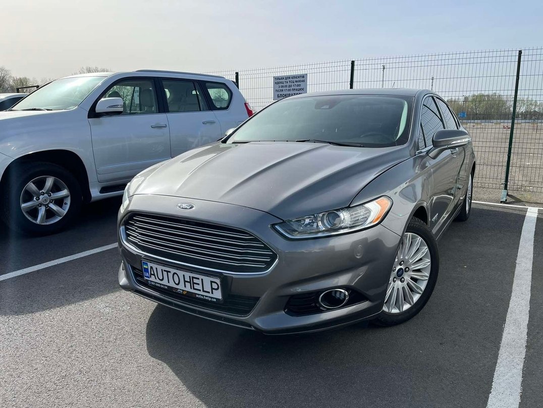 Ford Fusion Energi Titanium 2013