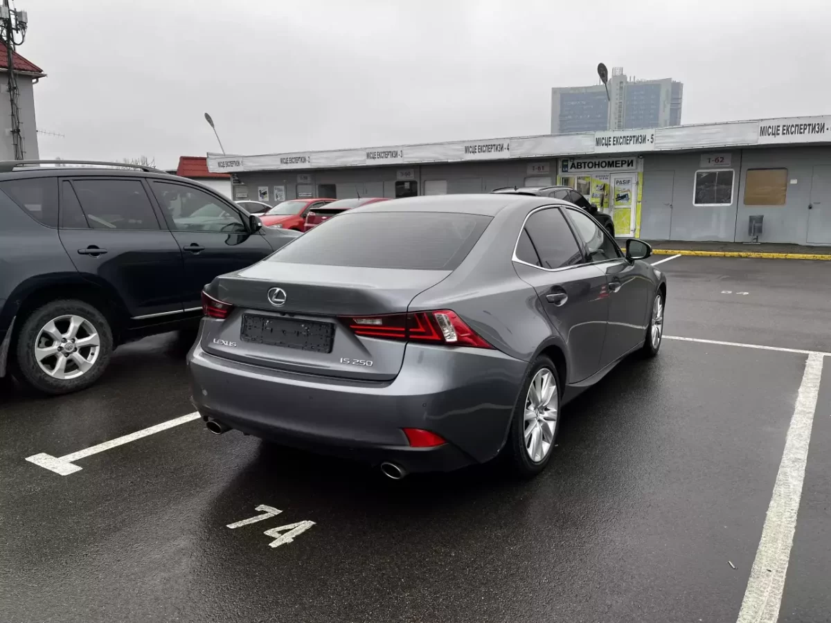 Lexus IS 250 2013