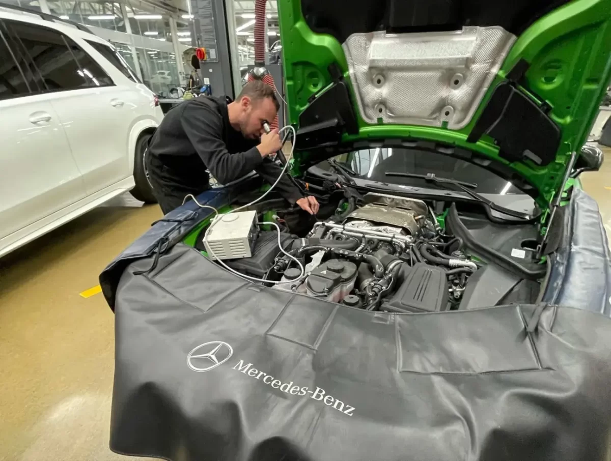 Mercedes-Benz AMG GT R