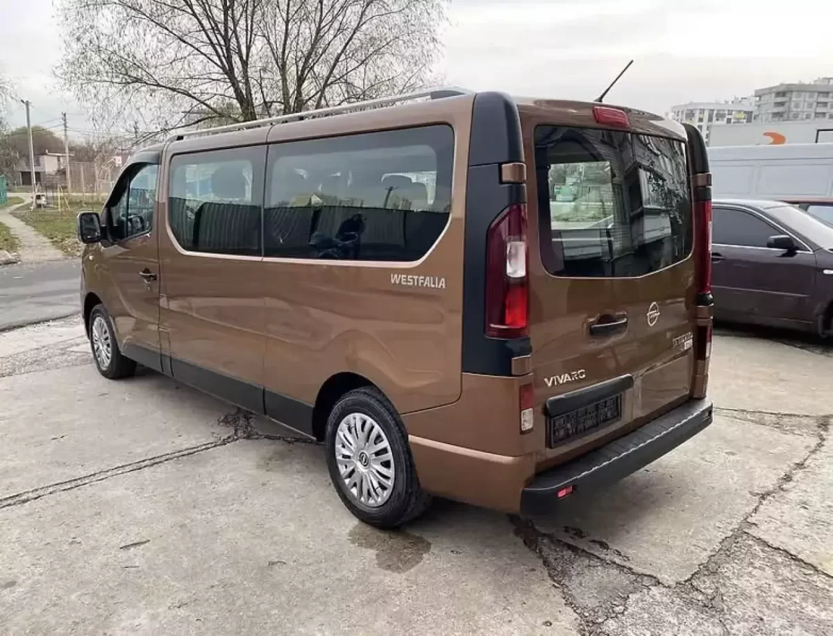 Скручено 335.000км