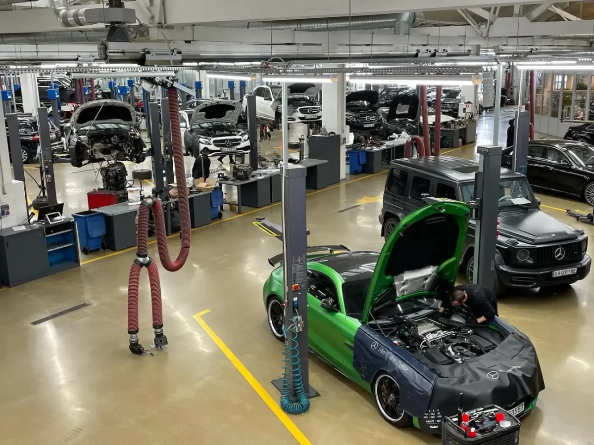 Mercedes-Benz AMG GT R