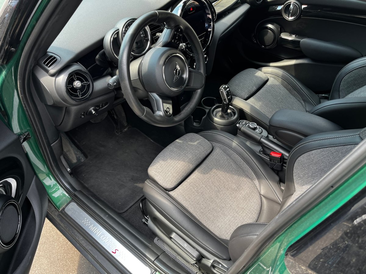 MINI Hatch 2021