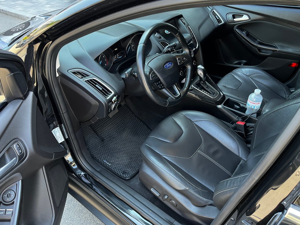 Ford Focus Titanium 2015