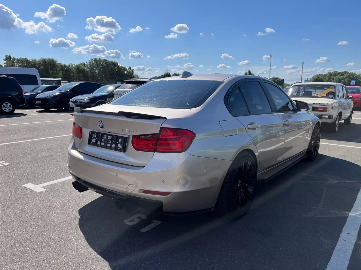 BMW 3 Series 2015