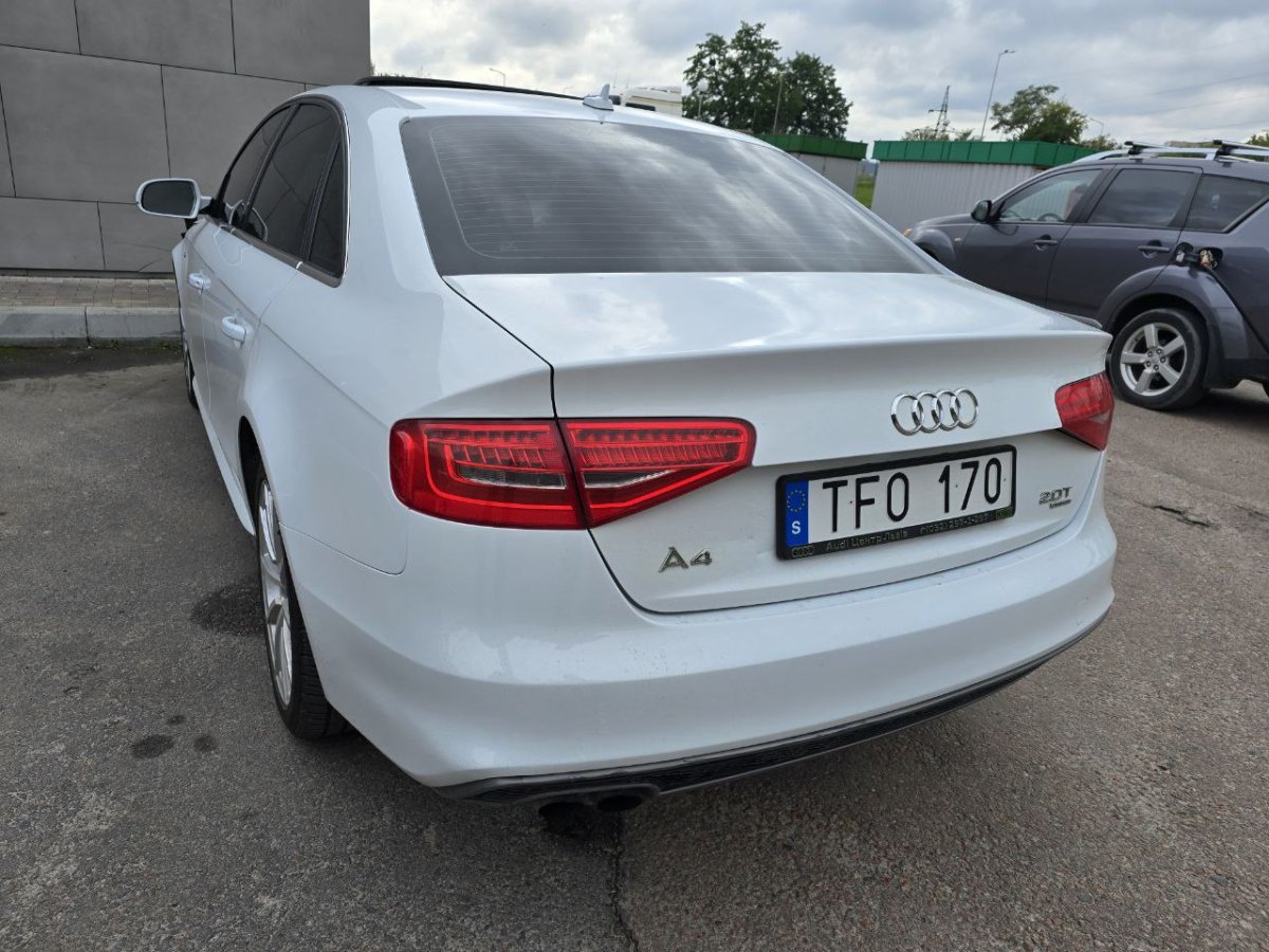 Audi A4 2014