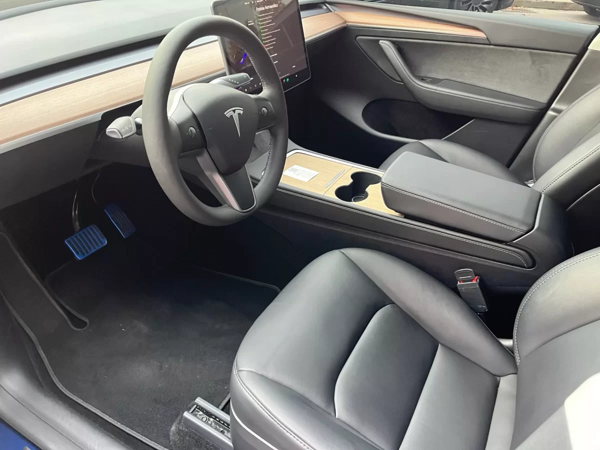 Tesla Model Y 2024🔋