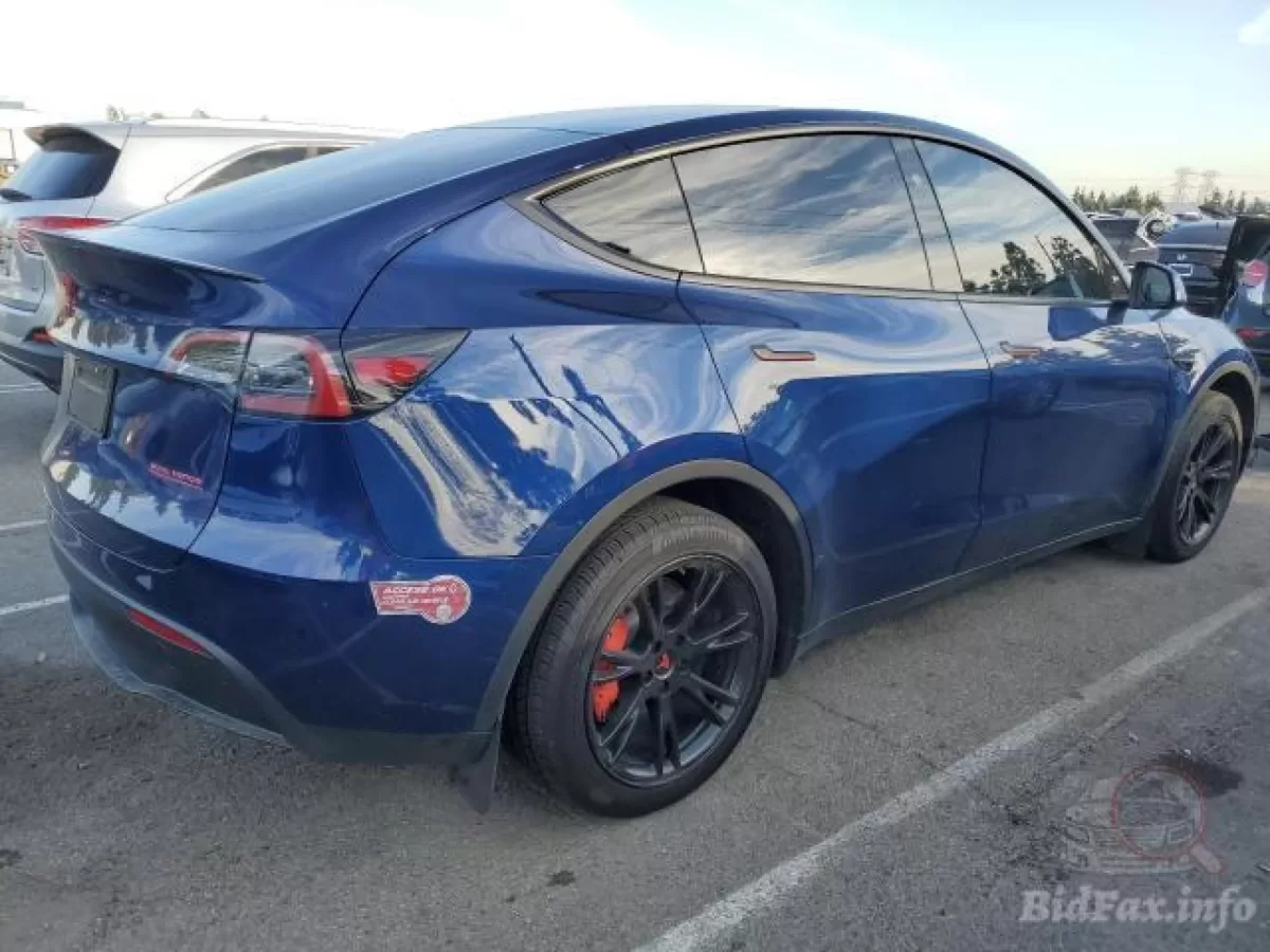 Tesla Model Y 2024🔋